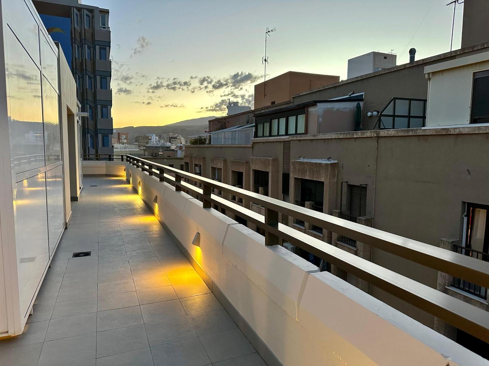 Ferienwohnung The Penthouse Almería Exterior foto